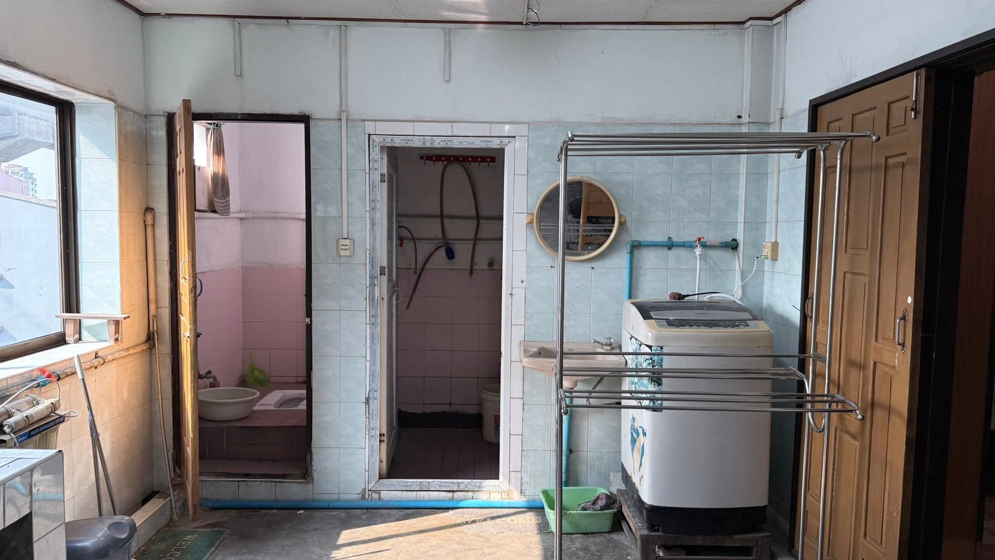 လမ်းမတော်မြို့နယ်တိုက်ခန်းအငှား