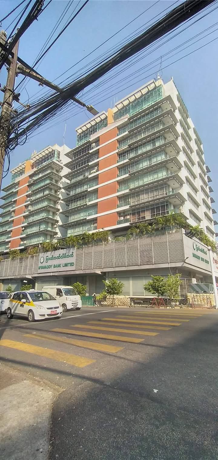 လမ်းမတော်မြို့နယ်၊ မြဝတီကွန်ဒိုအငှား