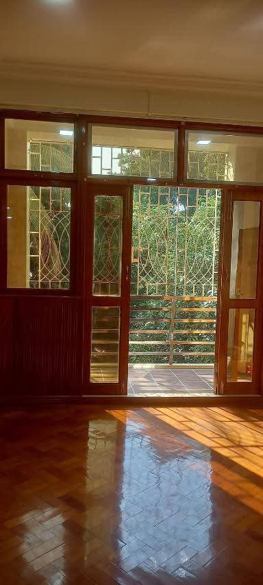 တာမွေမြို့နယ်၊ ကွန်ဒိုအငှား