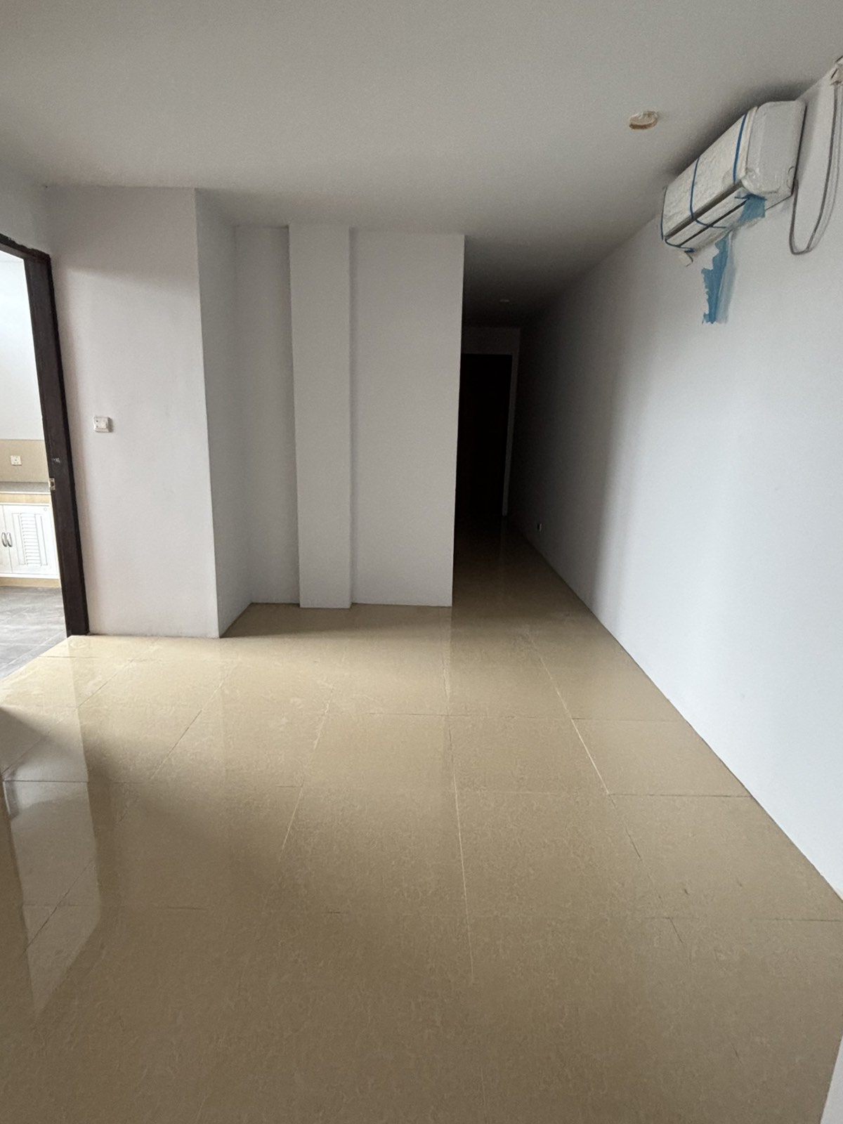 လှိုင်မြို့နယ်၊ ကွန်ဒို အငှား