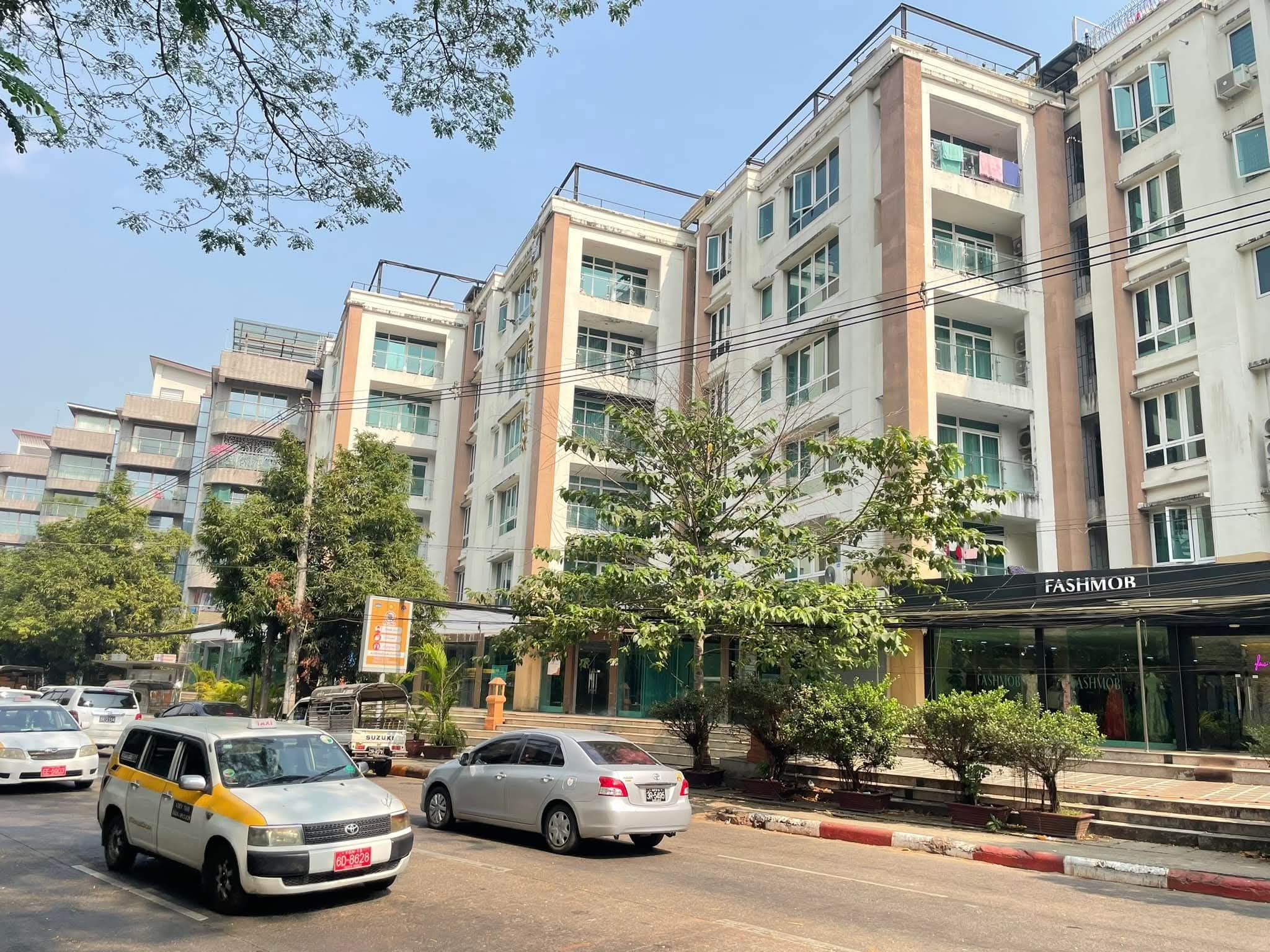 ဗဟန်းမြို့နယ်၊ Golden Link Condo(ဆိုင်ခန်း)အငှား