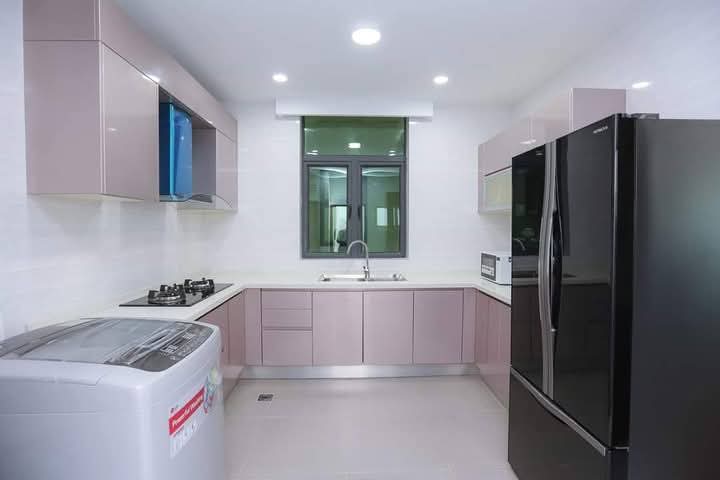 အလုံမြို့နယ်၊ ကွန်ဒိုအငှား