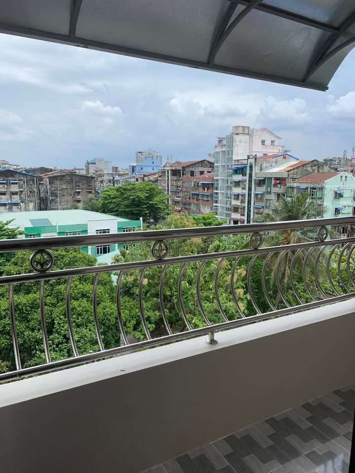 စမ်းချောင်းမြို့နယ်၊ ဗဟိုလမ်းမပေါ်  Minicondo အငှား