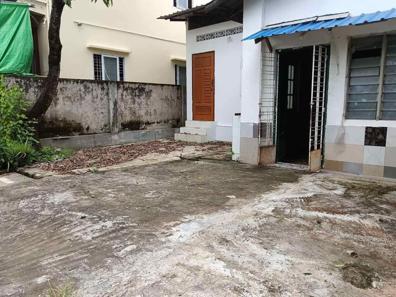 မြောက်ဒဂုံမြို့နယ်၊ (1RC) အရောင်း