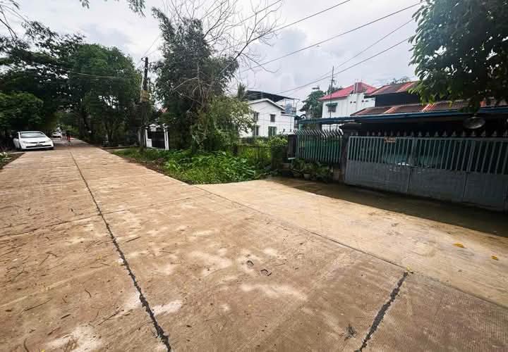 မြောက်ဒဂုံမြို့နယ်၊ ‌‌‌ပျဉ်ထောင်အိမ်အရောင်း