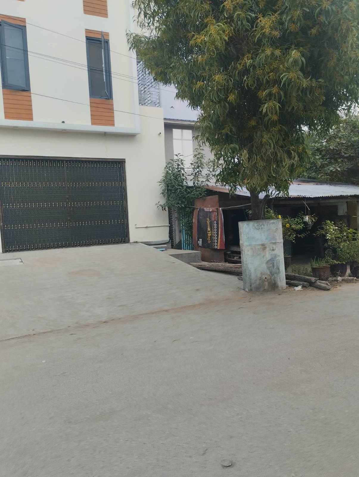 ချမ်းမြသာစည်အရောင်း