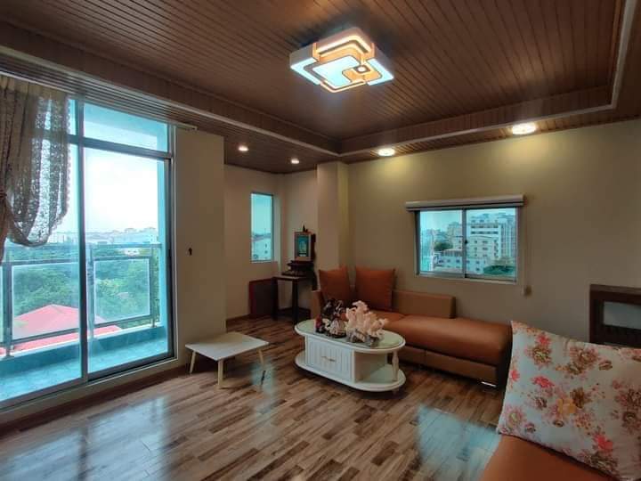 တောင်ဥက္ကလာပ မီနီကွန်ဒို အရောင်း