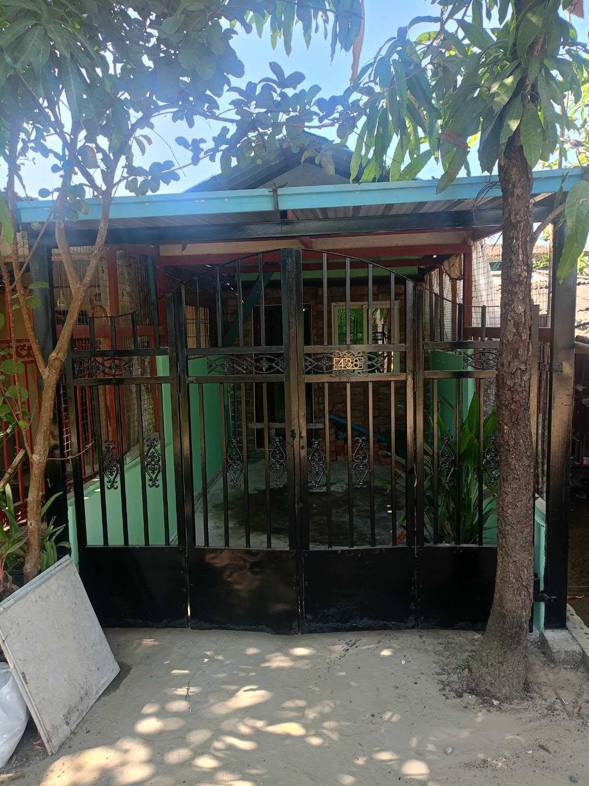 ဒဂုံဆိပ်ကမ်းမြို့နယ်၊ လုံးချင်းအရောင်း