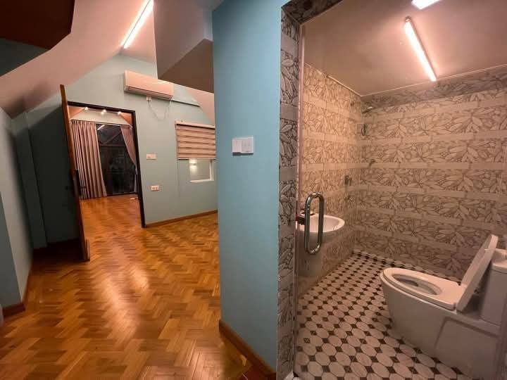 မရမ်းကုန်းမြို့နယ် ၊ (2RC)အရောင်း