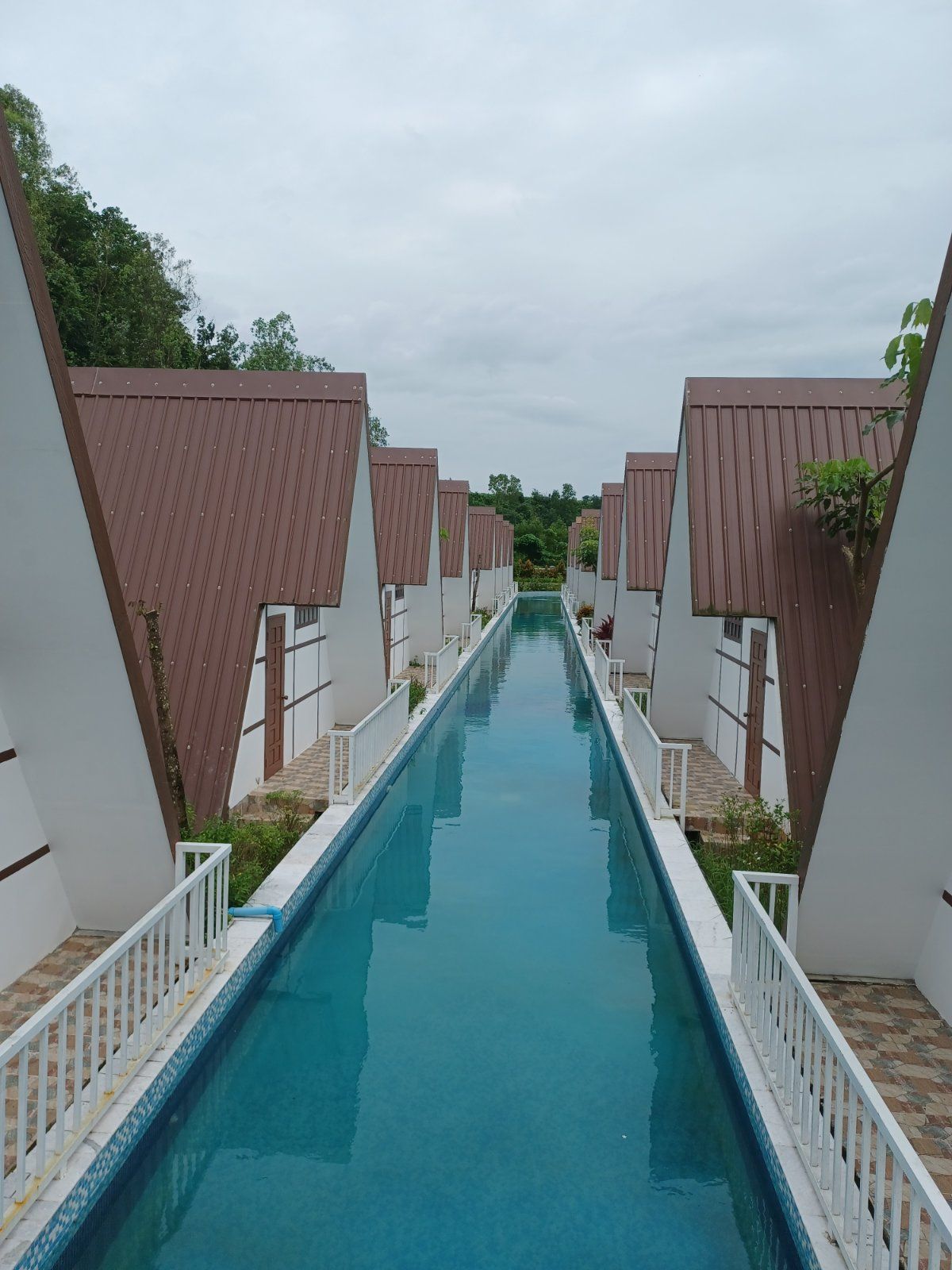 ပုသိမ်မြို့နယ်၊ဟိုတယ်+ဘန်ဂလို+RC (2)ထပ်အရောင်း