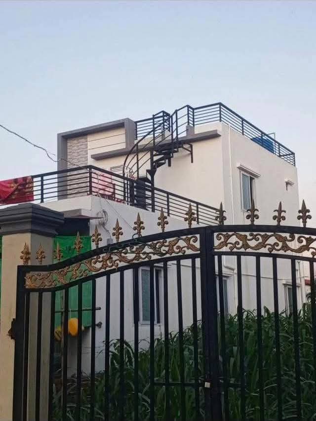 အရှေ့ဒဂုံမြို့နယ်၊ လုံးချင်းအိမ်အရောင်း