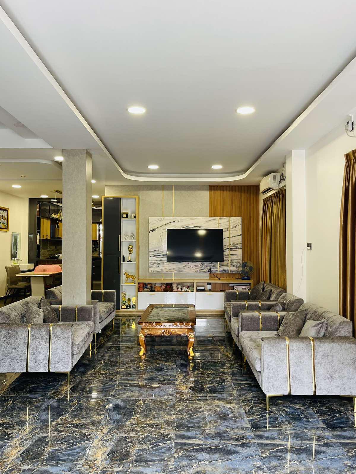 မြောက်ဒဂုံမြို့နယ်၊(2½RC)အရောင်း