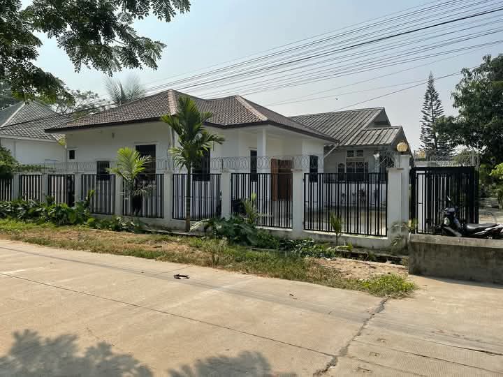 အရှေ့ ဒဂုံ မြို့နယ် တစ်ထပ်ခွဲတိုက် အရောင်း