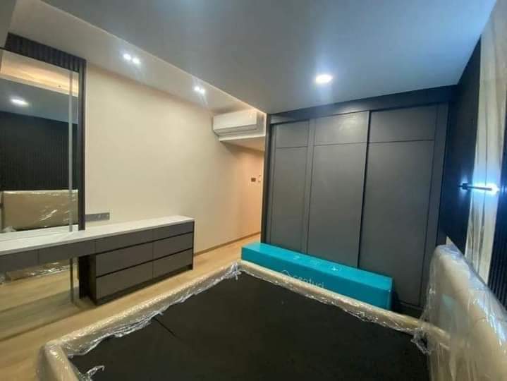 လမ်းမတော်မြို့နယ်၊ကွန်ဒိုတိုက်ခန်းအရောင်း