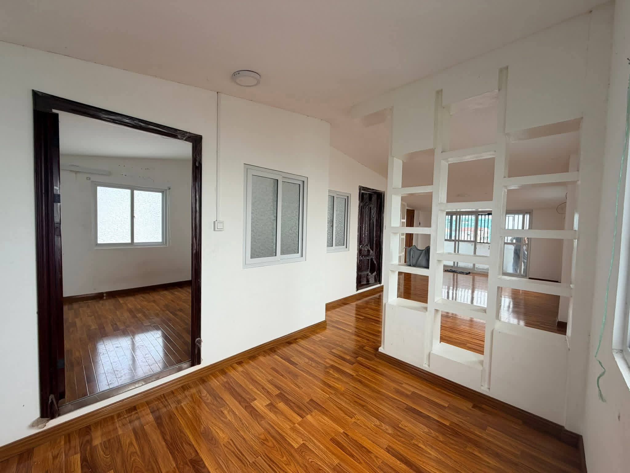 သာကေတမြို့နယ်တိုက်ခန်းအရောင်း