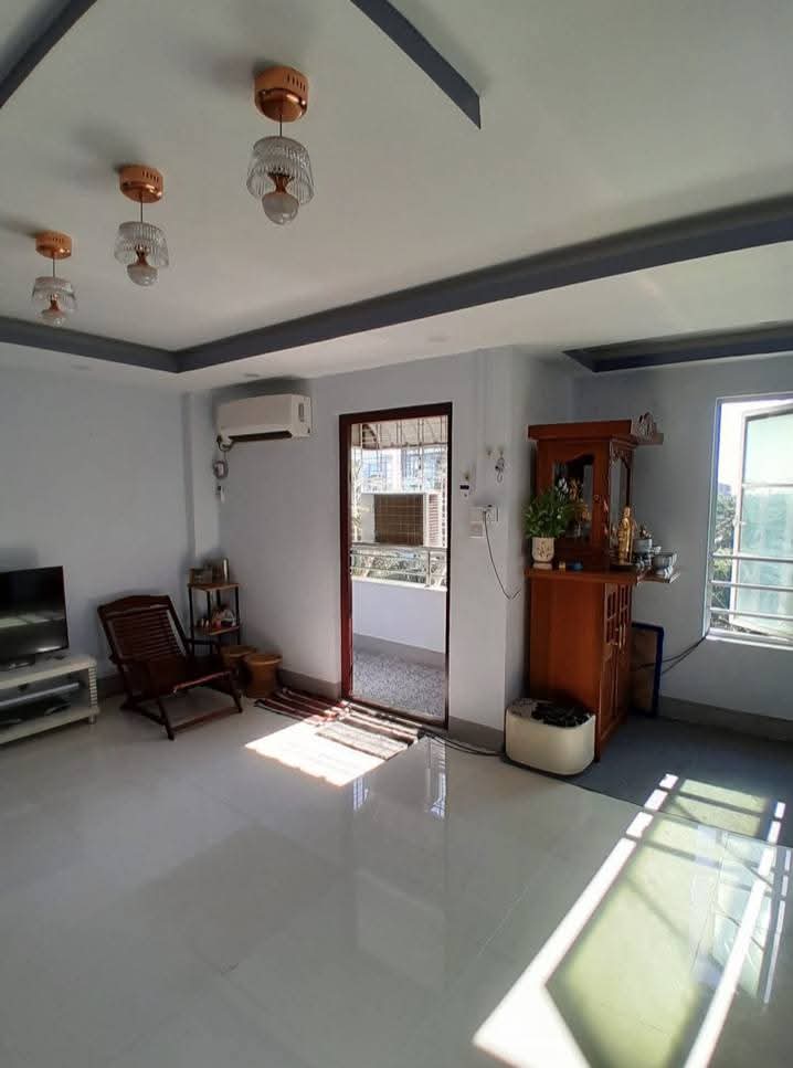 တောင်ဒဂုံမြို့နယ်တိုက်ခန်းအရောင်း