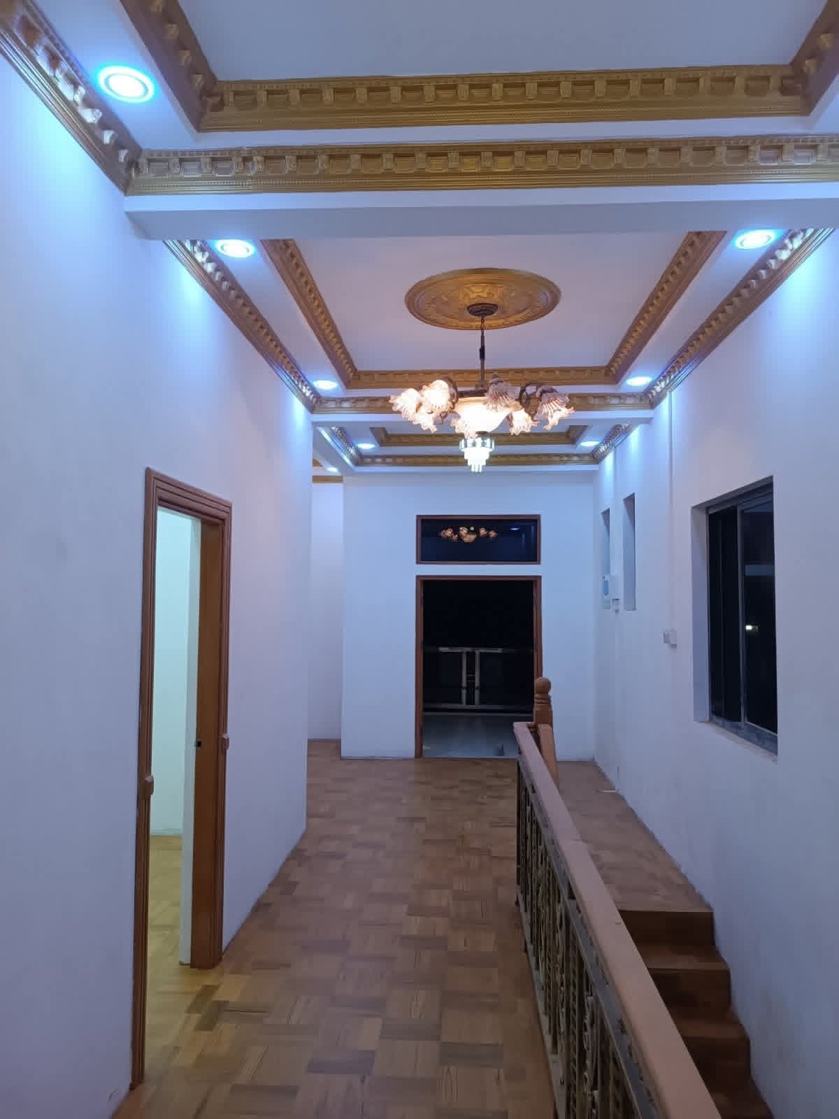 မြောက်ဒဂုံမြို့နယ် လုံးချင်းအရောင်း