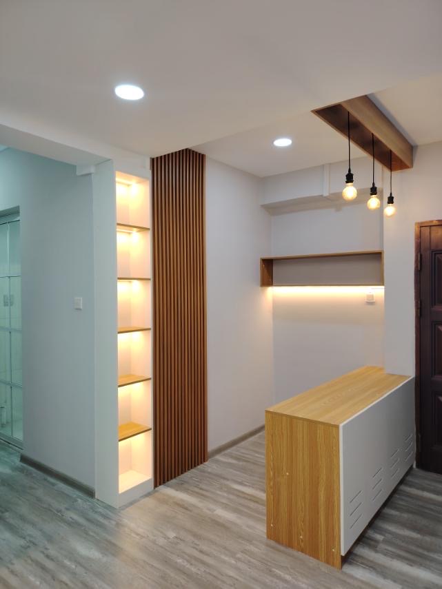 ဒဂုံဆိပ်ကမ်းမြို့နယ်၊ ဧရာချမ်းသာကွန်ဒိုအရောင်း