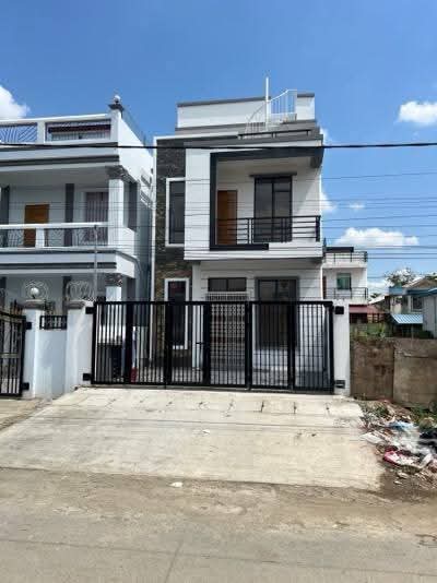 မြောက်ဒဂုံမြို့နယ်လုံးချင်းအိမ်အရောင်း