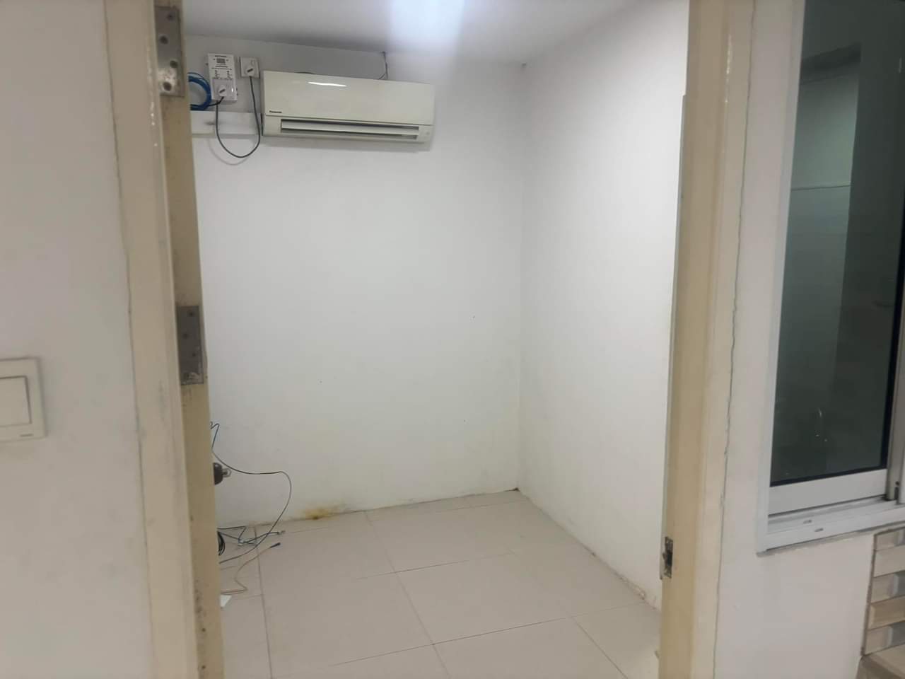 ကမာရွတ် မြို့နယ်၊ ကွန်ဒိုတိုက်ခန်းအရောင်း