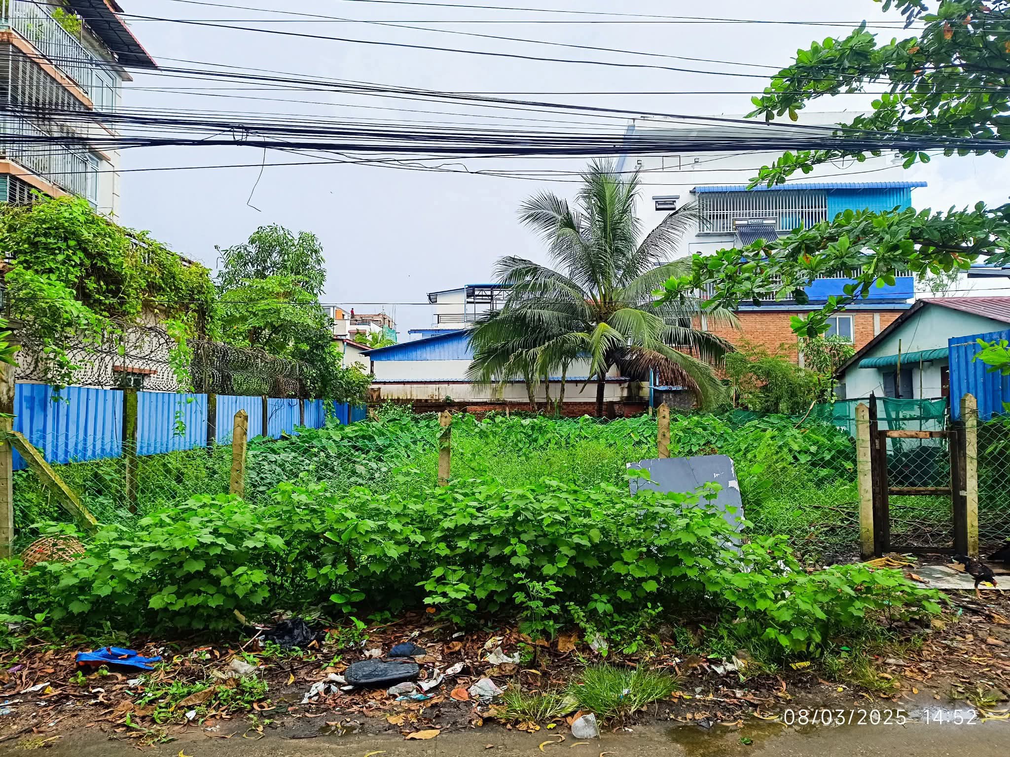 အရှေ့ဒဂုံမြို့နယ်၊  (11)ရပ်ကွက်၊ မြေကွက်အရောင်း