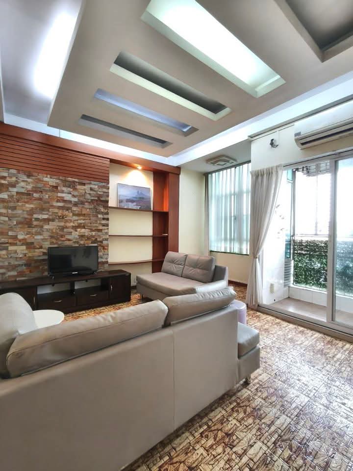 ဗိုလ်တထောင်မြို့နယ်၊ Condo အရောင်းခန်း