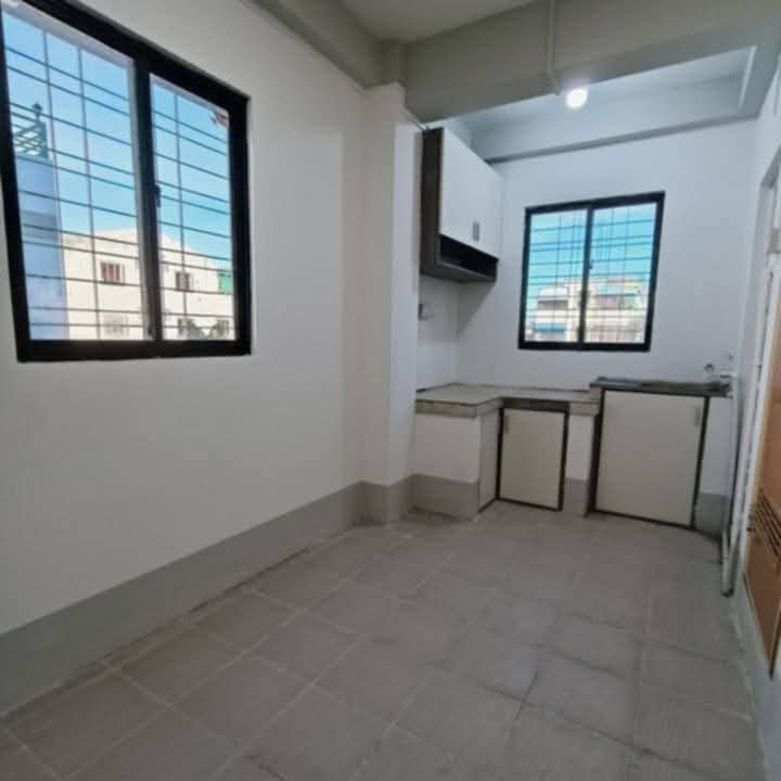 သင်္ဃန်းကျွန်းမြို့နယ်ဈေးတန်တိုက်ခန်းအရောင်း