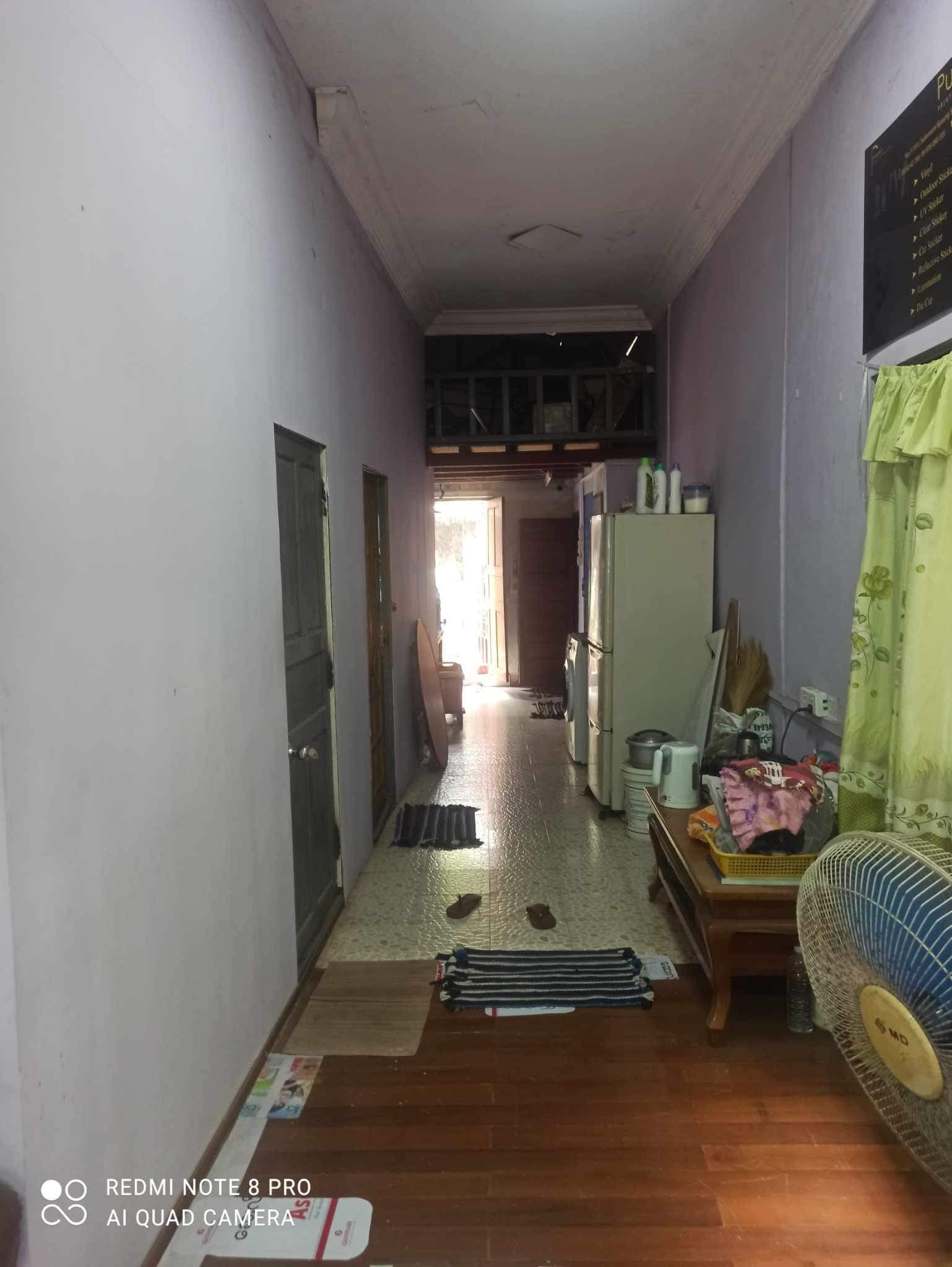 အင်းစိန်မြို့နယ်၊လုံးချင်းအရောင်း