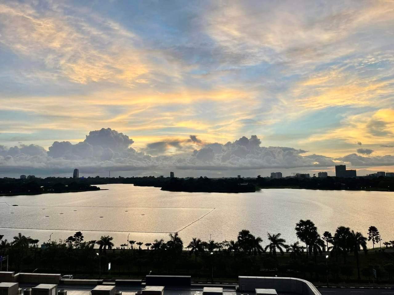 မှော်ဘီမြို့နယ်၊မြေကွက်အရောင်း