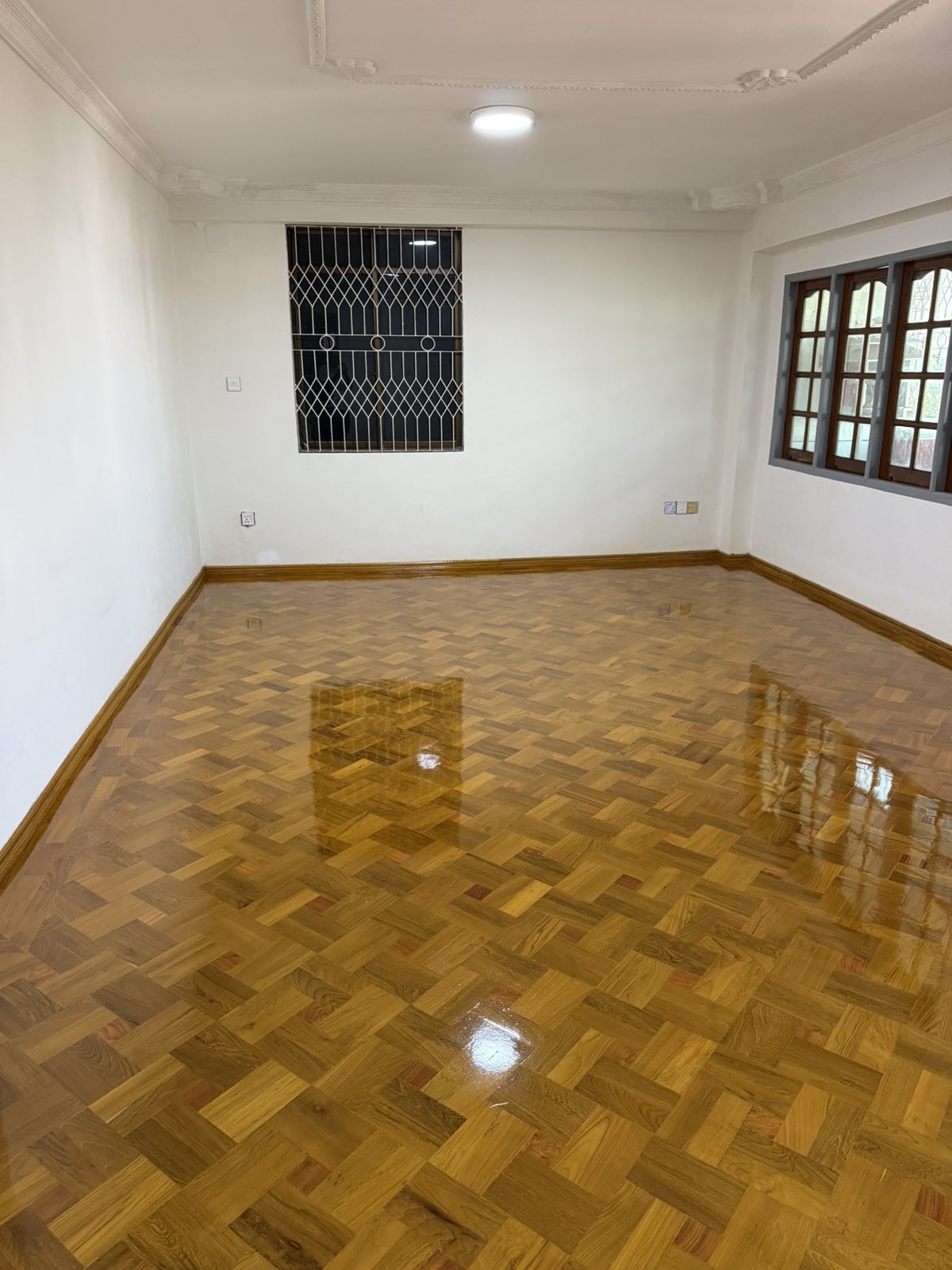 သဃန်းကျွန်းမြို့နယ်၊တိုက်ခန်းအရောင်း