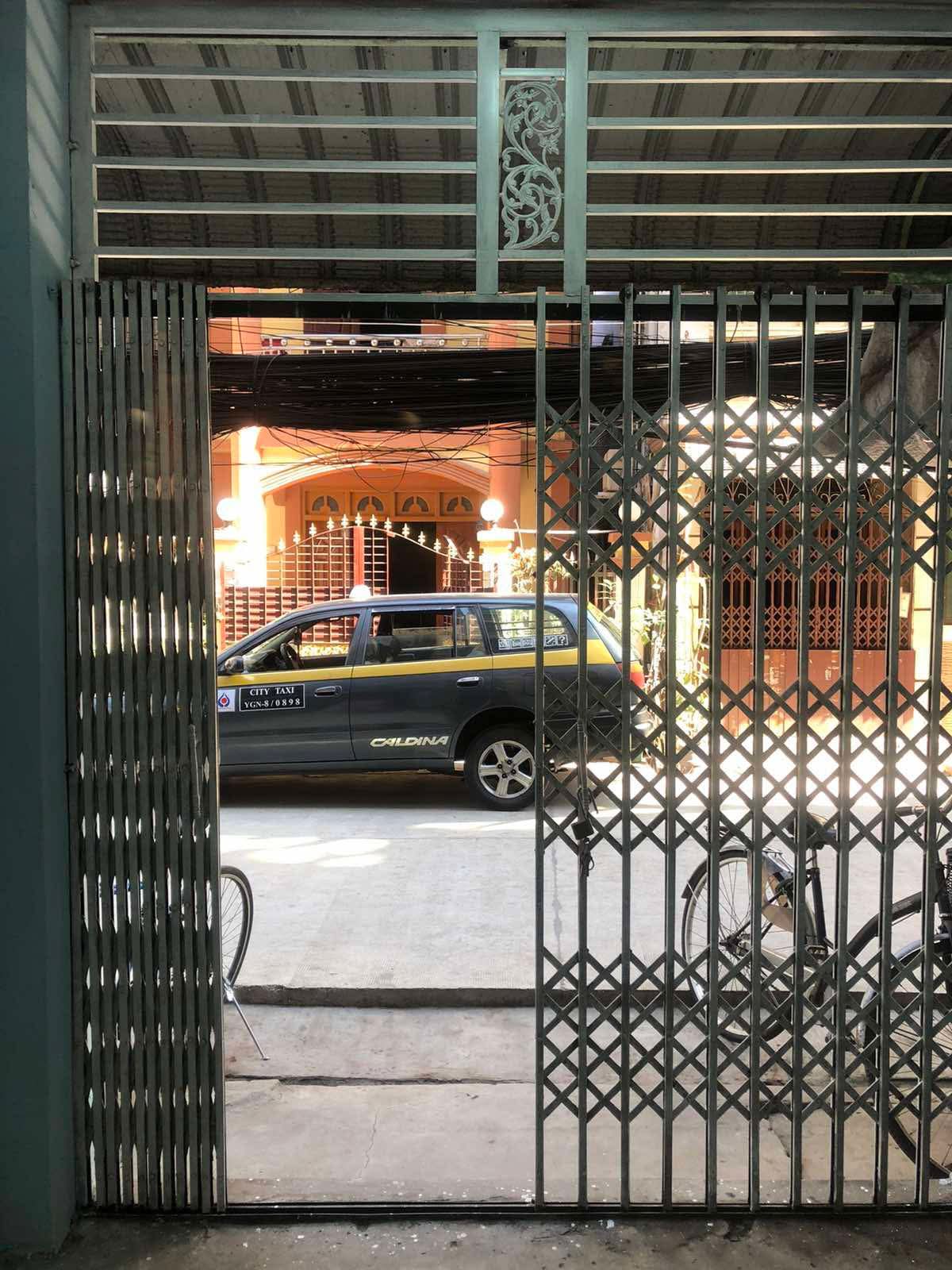 သင်္ဃနိးကျွန်းမြို့နယ်၊ ‌မြေညီတိုက်ခန်းအရောင်း