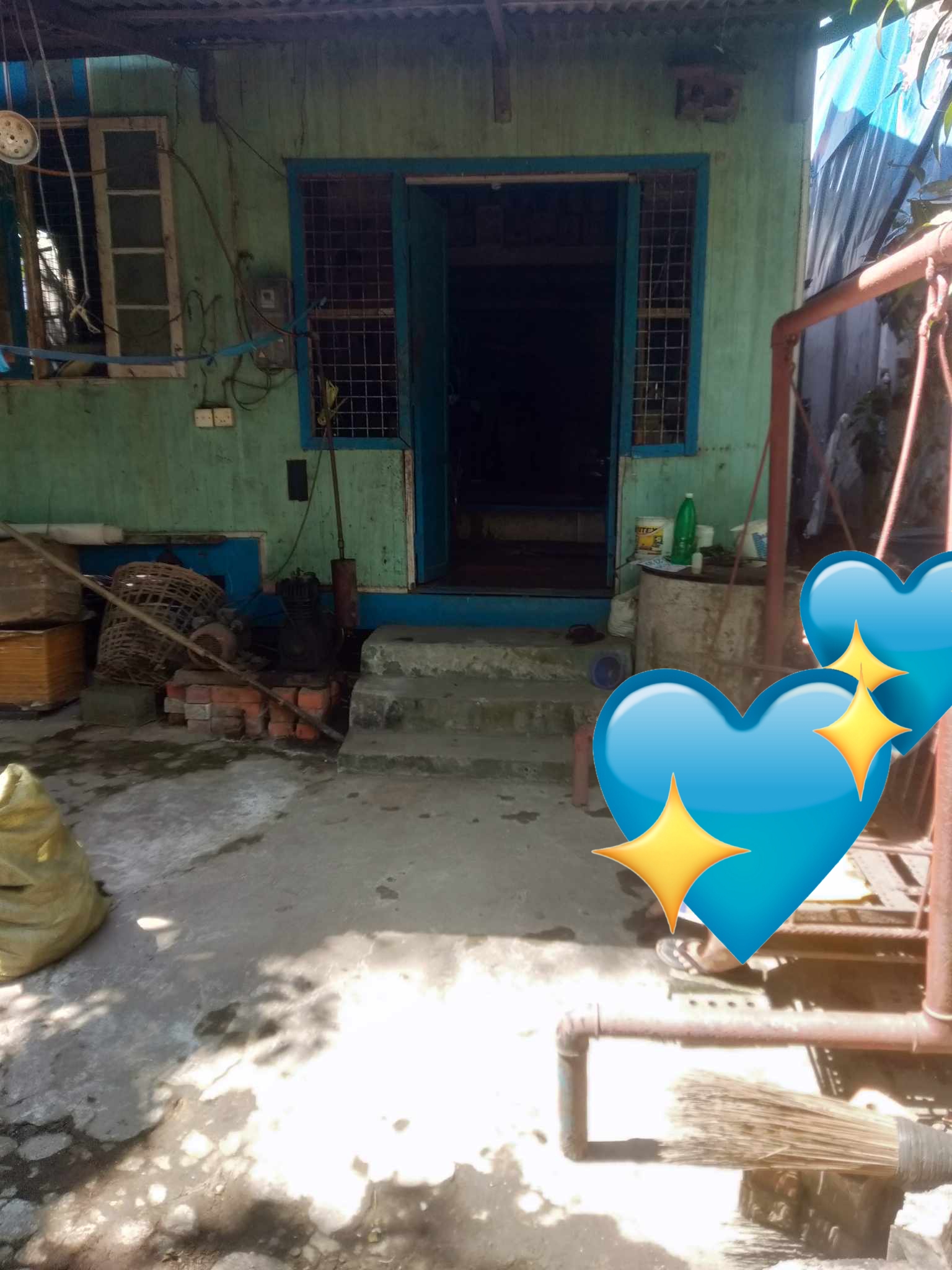 အရှေ့ဒဂုံမြို့နယ်၊လုံးချင်းအရောင်း