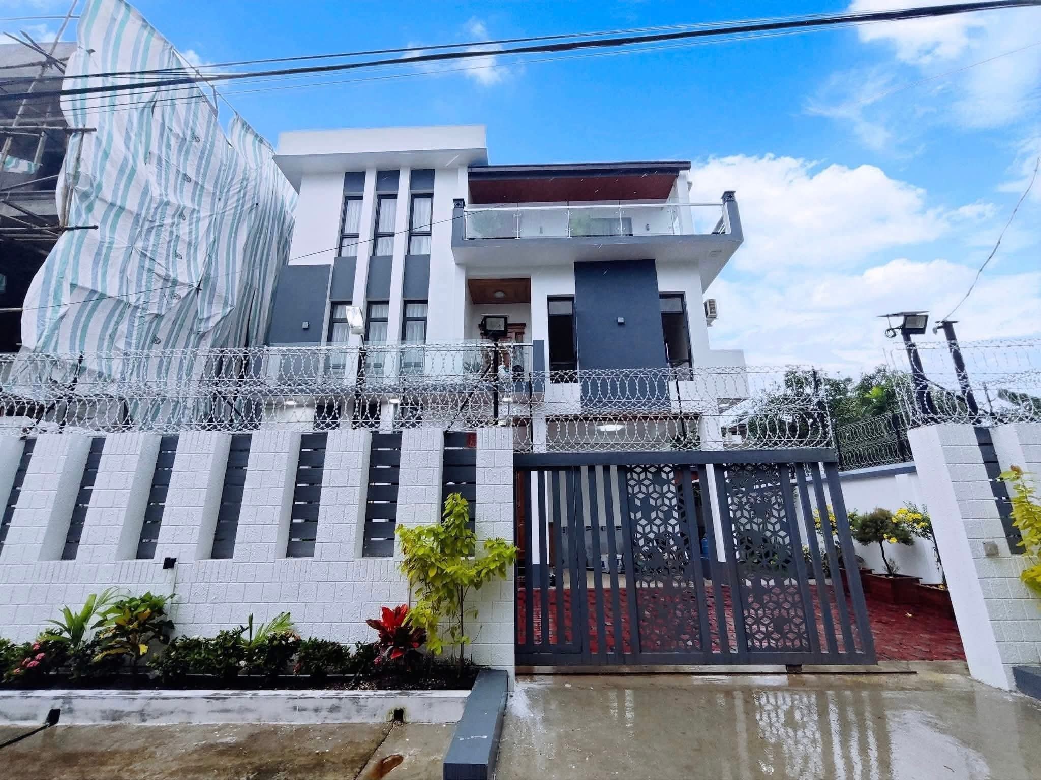 မြောက်ဒဂုံမြို့နယ်၊ လုံးချင်းအိမ်အရောင်း