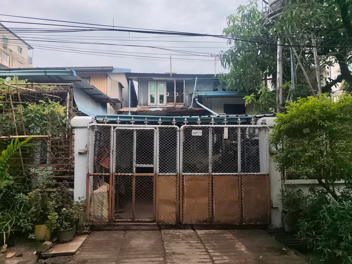 တောင်ဥက္ကလာမြို့နယ်လုံးချင်းအရောင်း