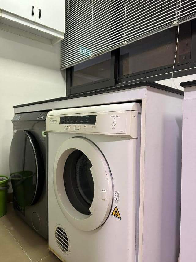 စမ်းချောင်းမြို့နယ်၊ ကွန်ဒို အရောင်း